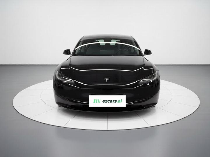 Model 3 2023 RWD photo 2