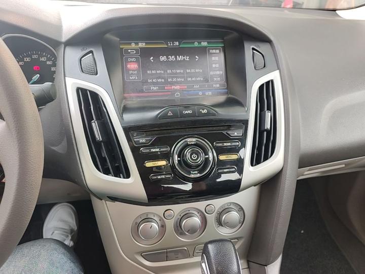 Focus 2012 Sedan 1.6L AT Comfort photo 8