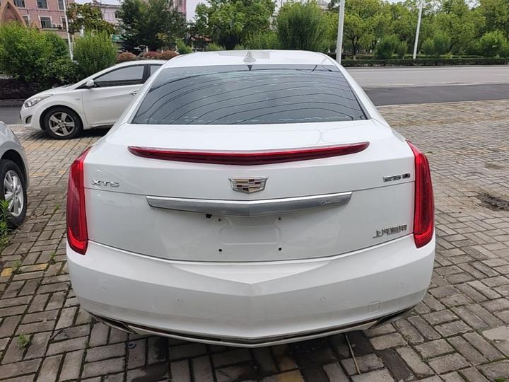 XTS 2017 28T Elite photo 3