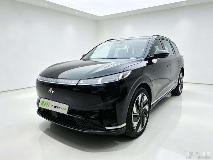 Yipai eπ008 2025 636Ultra ADAS 5-Seater