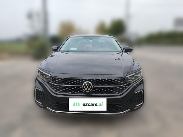 Passat 2023 330TSI Luxury photo 2