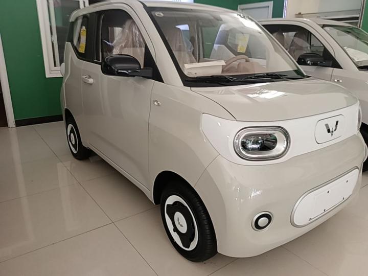 Hongguang MINIEV 2024 3rd Gen 215km photo 3