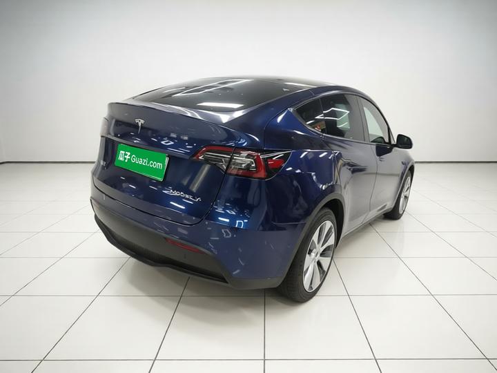 Model Y 2022 Facelift RWD photo 6