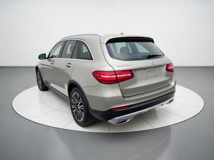 GLC 2019 GLC 200 L 4MATIC photo 4