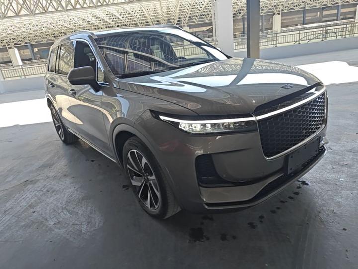 Li Auto ONE 2021 EREV 6-Seater photo 3