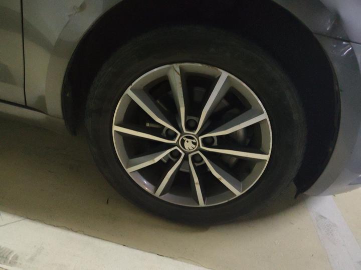 Octavia 2019 1.5L AT Comfort photo 8