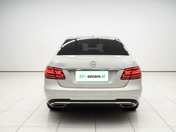 E-Class 2015 Facelift E 200 L Sport photo 3