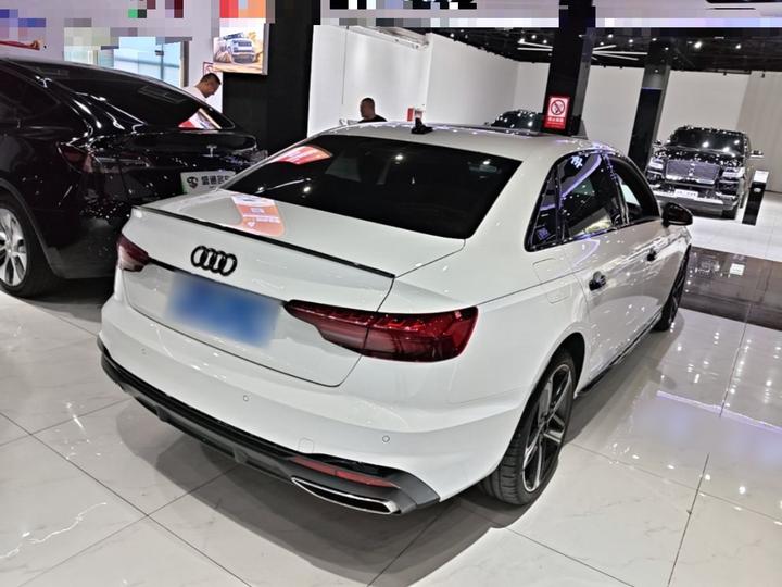A4L 2024 40 TFSI Luxury Dynamic photo 6
