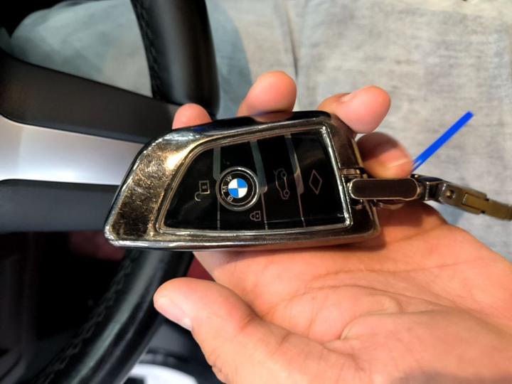 X1 2022 Facelift xDrive25Li Exclusive photo 8
