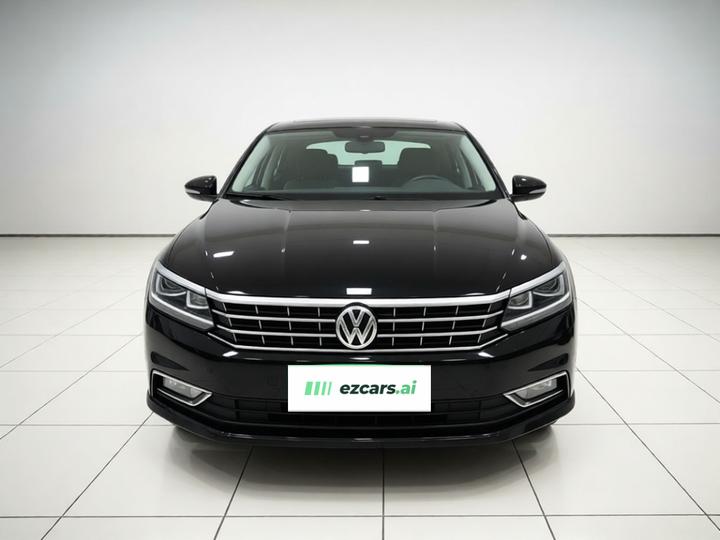 Passat 2017 330TSI DSG photo 2
