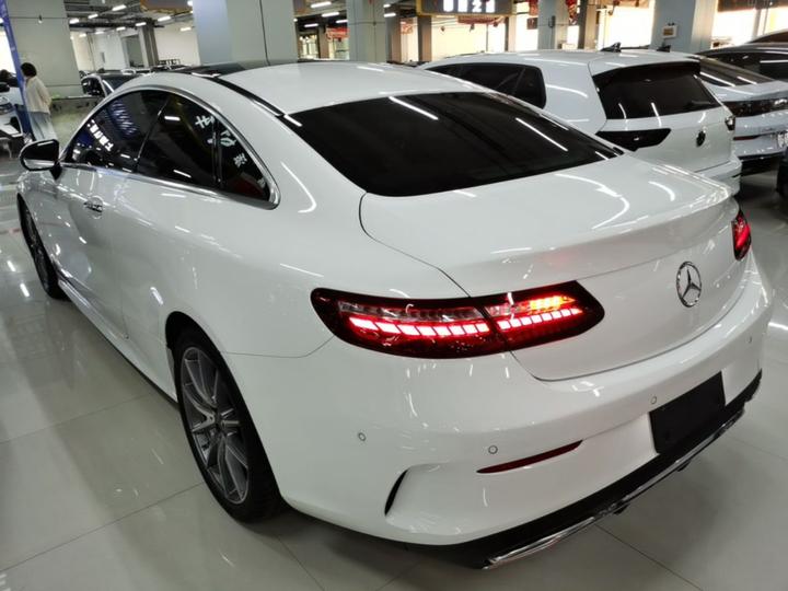 E-Class Imported 2023 E 260 Coupe photo 4