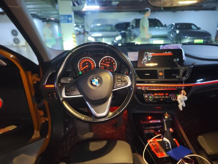 1 Series 2017 118i Design Package photo 3