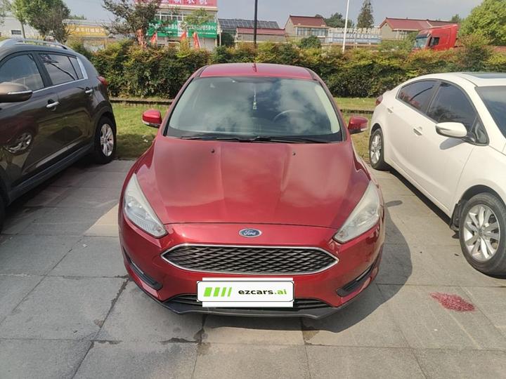 Focus 2017 Hatchback 1.6L AT Comfort photo 2