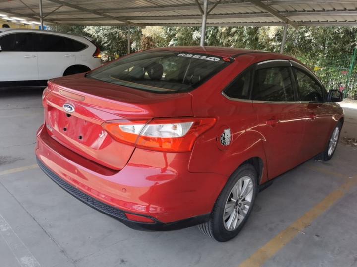Focus 2012 Sedan 1.6L AT Comfort photo 4