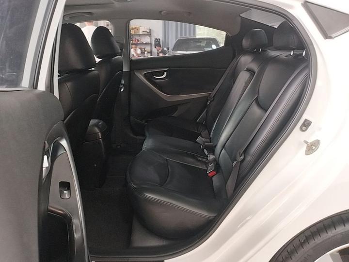 Elantra 2015 1.6L AT Leading photo 3