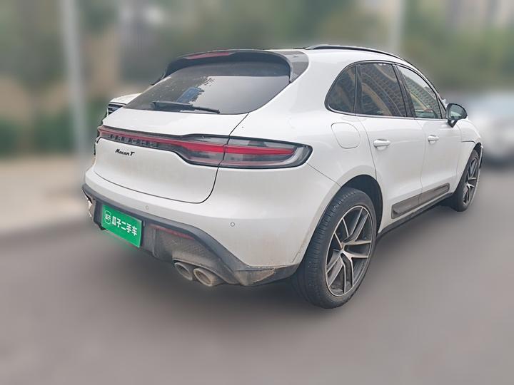 2022 Macan T 2.0T photo 6