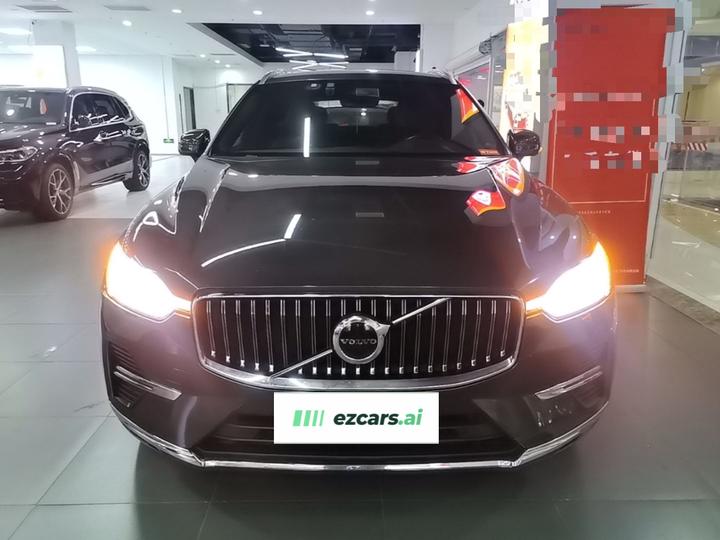 XC60 2022 B5 AWD Luxury photo 2