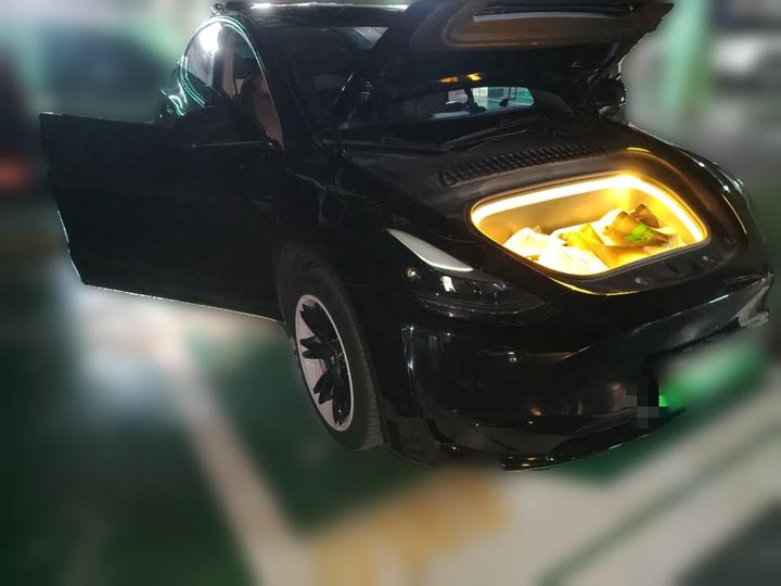Model Y 2023 RWD photo 3