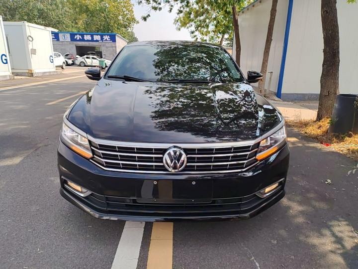 Passat 2017 330TSI DSG photo 2
