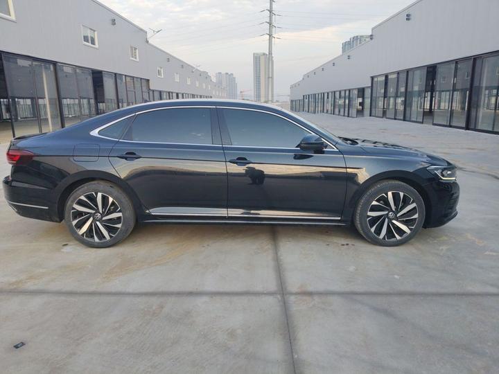 Passat 2023 Facelift 330TSI Elite photo 7