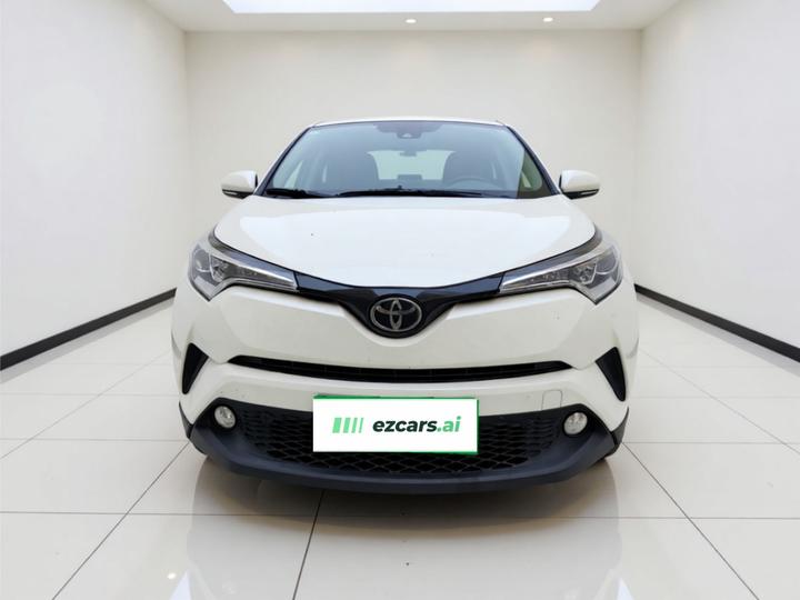C-HR 2020 2.0L Leading photo 2