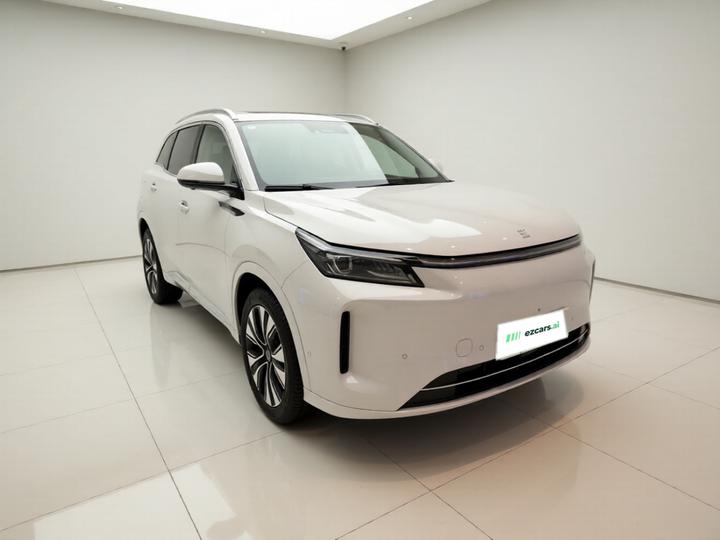 Bluelectric E5 PLUS 2026 230km Extended Range Ultra 5-Seater photo 3