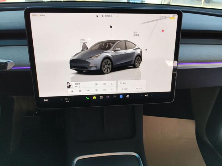 Model Y 2024 RWD photo 8