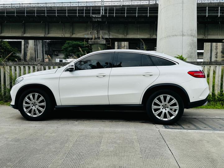 GLE Coupe 2017 GLE 320 4MATIC Coupe SUV photo 4