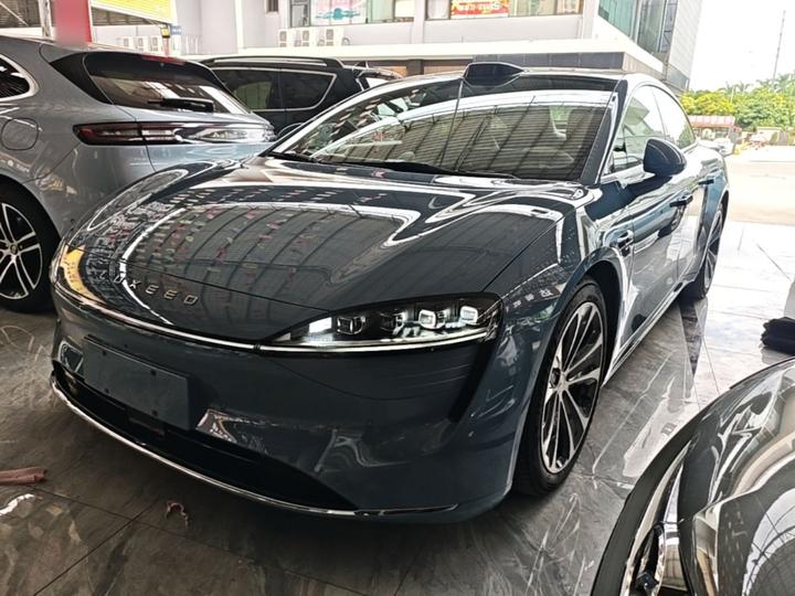 HIMA Luxeed S7 2025 855km Max