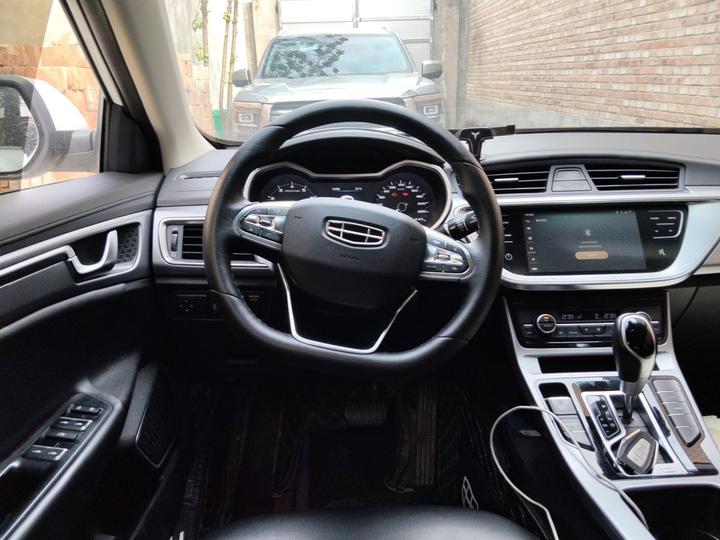Emgrand GL 2019 1.4T CVT Elite Smart photo 3
