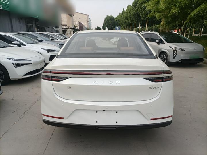 AION S Plus 2025 Comfort 52.998kWh photo 3