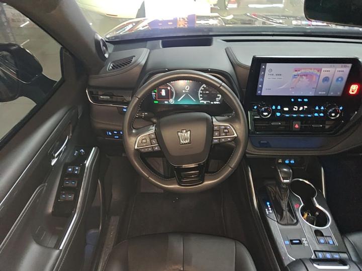 Crown 2022 2.5L HEV AWD Premium photo 6