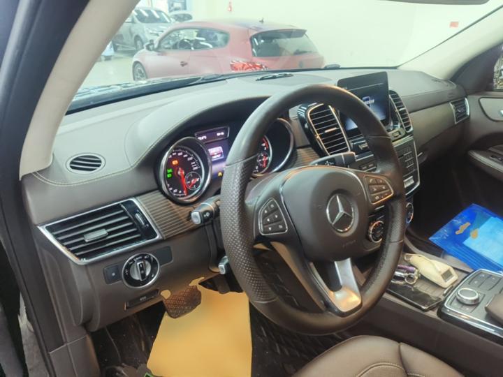 GLE Imported 2018 GLE 400 4MATIC Edition photo 2