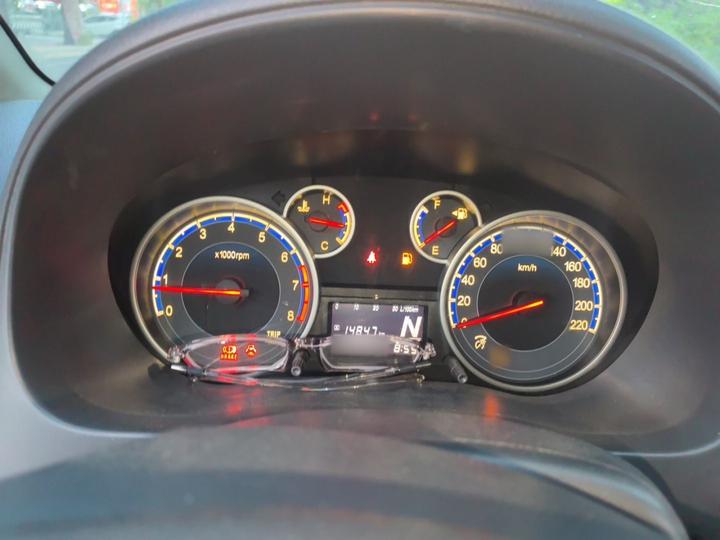SX4 2013 1.6L AT Sport photo 4