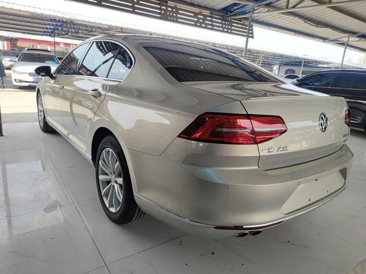 Magotan 2017 330TSI DSG Leading photo 4