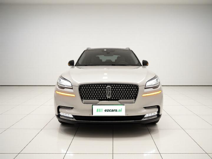 Aviator Imported 2020 3.0T V6 Exclusive photo 2