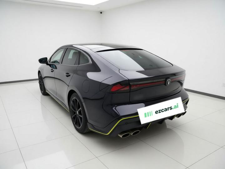 UNI-V 2022 2.0T photo 4