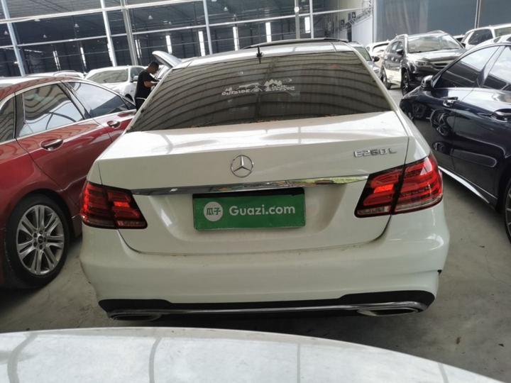 E-Class 2015 Facelift E 200 L Sport photo 3