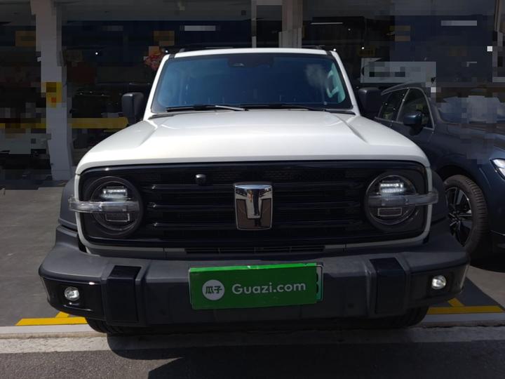 300 EV 2025 Hi4-T 37.1kWh photo 2