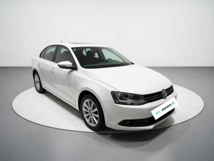 Sagitar 2014 Facelift 1.6L AT Comfort photo 3