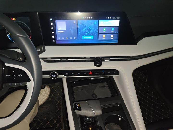 CS75 PLUS 2023 3rd Gen 1.5T AT Premium photo 5