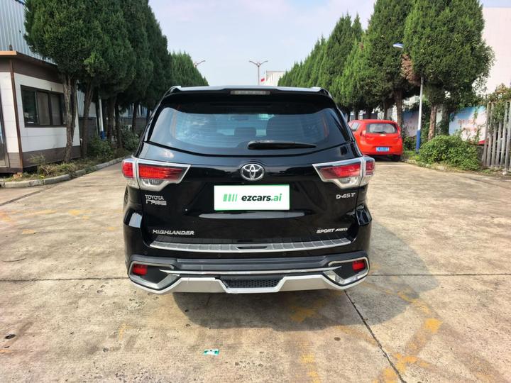 Highlander 2017 2.0T AWD Luxury 7-Seater photo 3