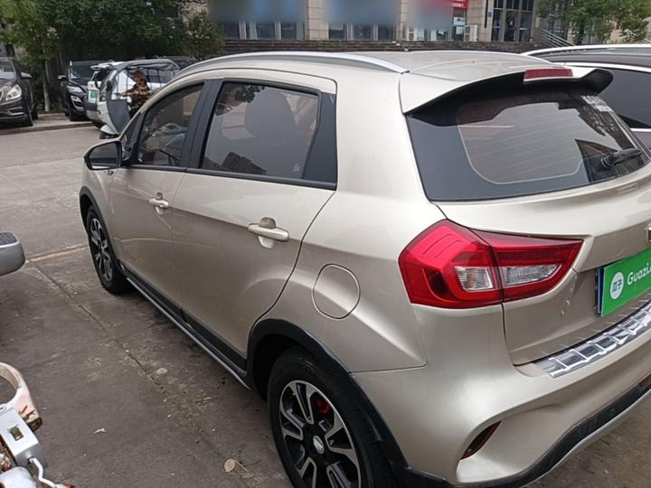 Vision X3 2017 1.5L AT Premium photo 4