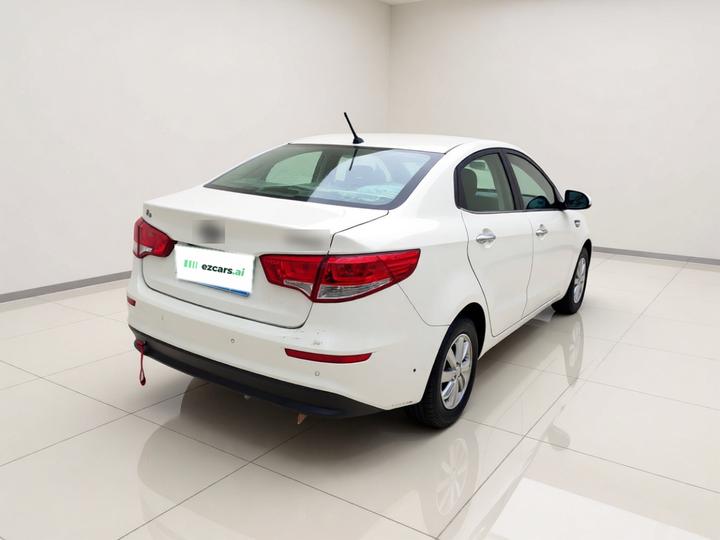 K2 2015 Sedan 1.4L MT GLS photo 6
