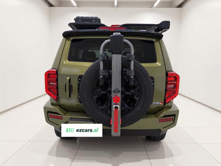 400 EV 2023 Hi4-T photo 5