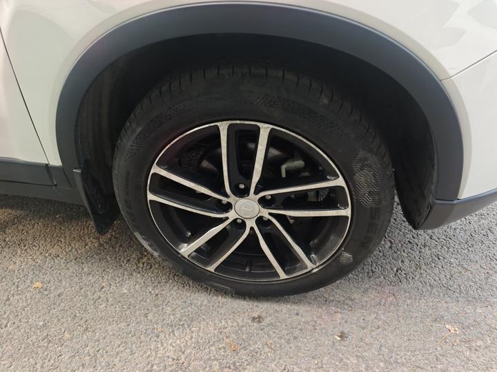 Bestune X40 2017 1.6L AT Exclusive photo 8