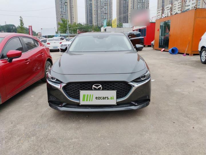 3 Axela 2020 2.0L AT photo 4