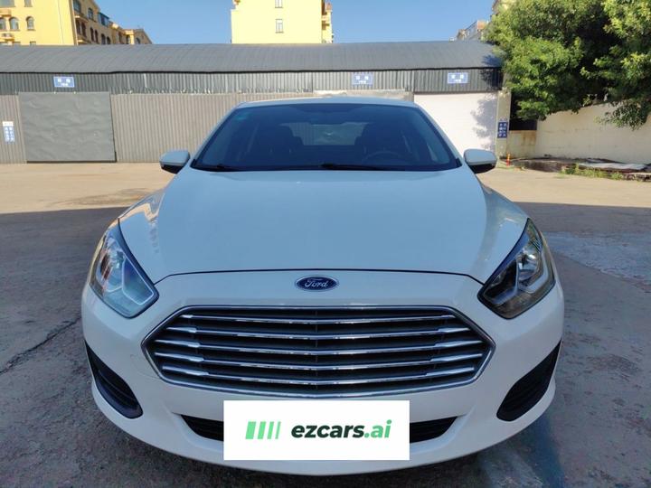 Escort 2019 Facelift 1.5L AT China VI photo 2