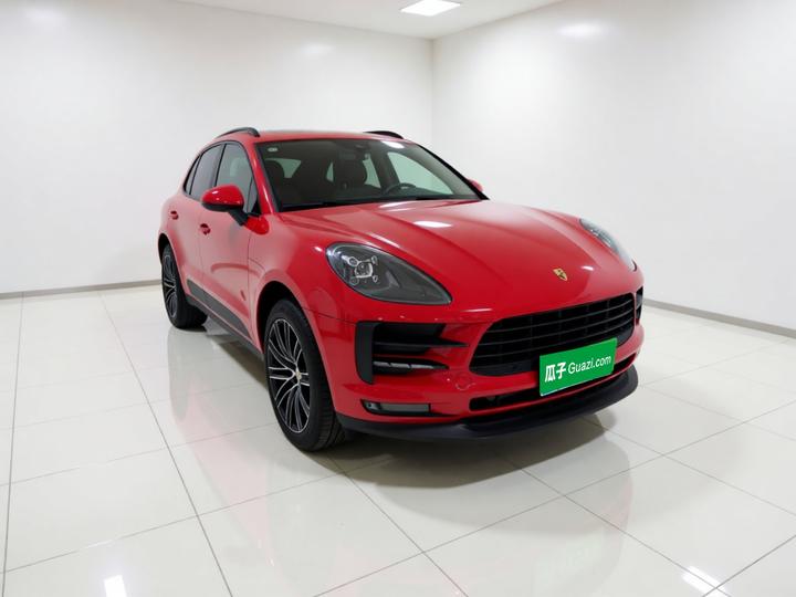 2020 Macan 2.0T photo 3