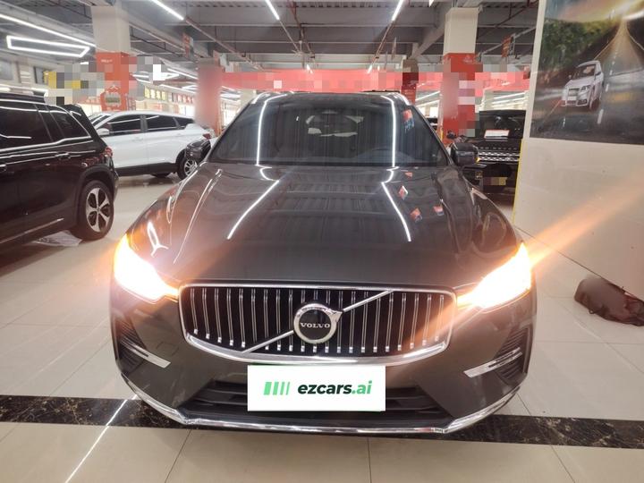 XC60 2022 B5 AWD Luxury photo 2